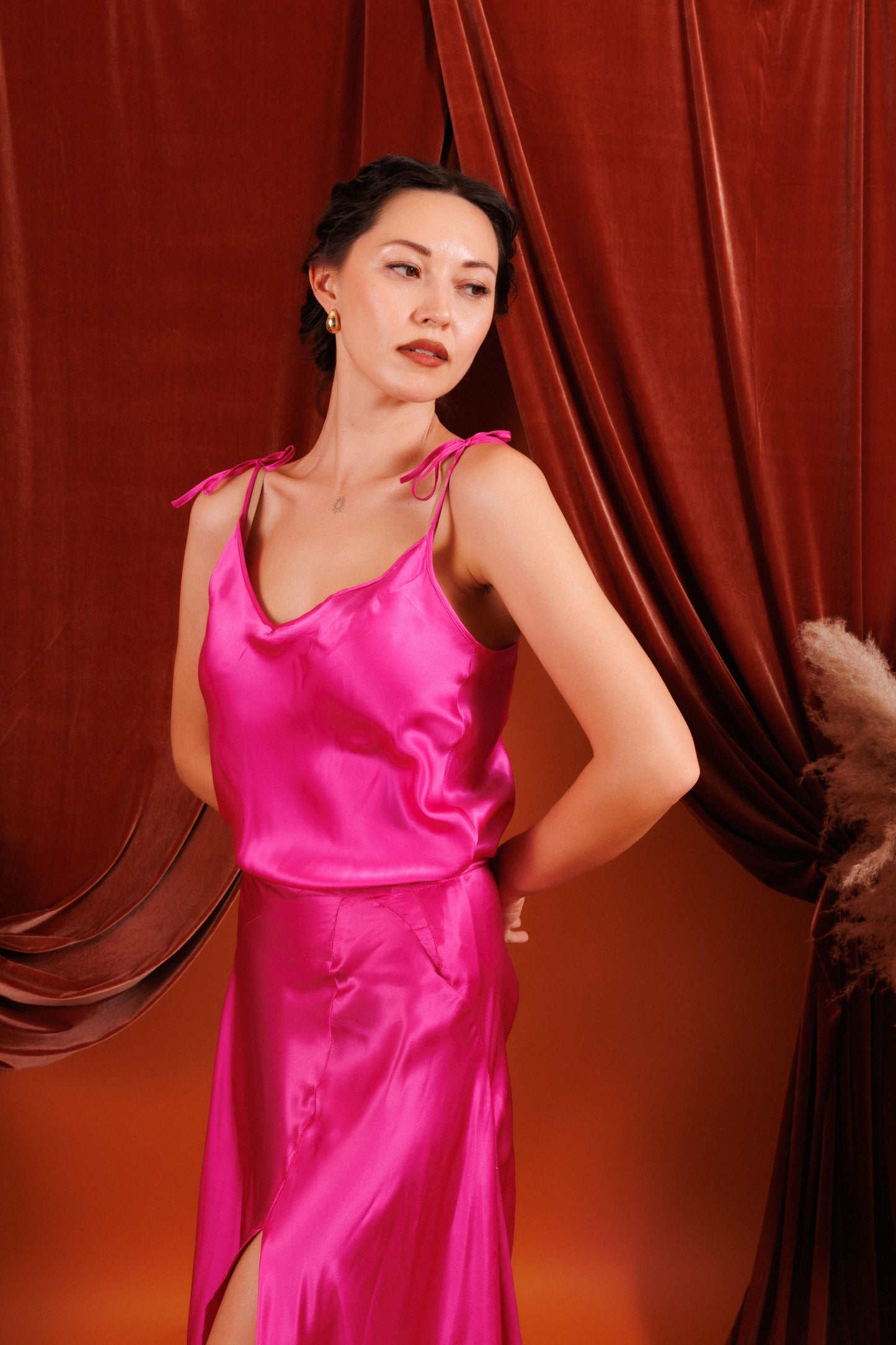 MELE Silk Top in Fuchsia