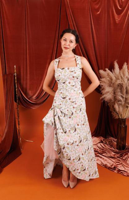 ELDA Maxi Dress with Floral Pattern