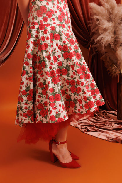 CHERRIE 3-Piece Set with Floral Pattern with Red Flowers and Tulle Under Skirt