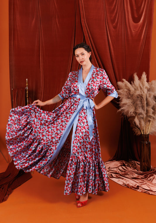 VICTORIA Maxi Duster in Blue with Small Red Roses Pattern